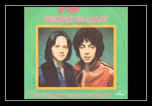 People In Love Download free